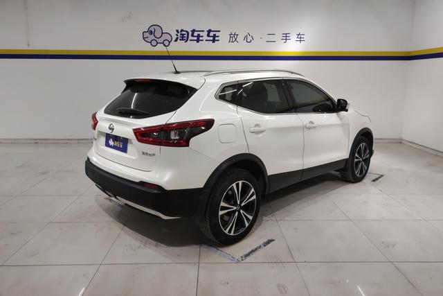 Nissan Qashqai 2022 2.0 L XV Prem. — фото 3