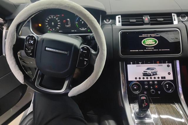 Land Rover Range Rover Sport — фото 14