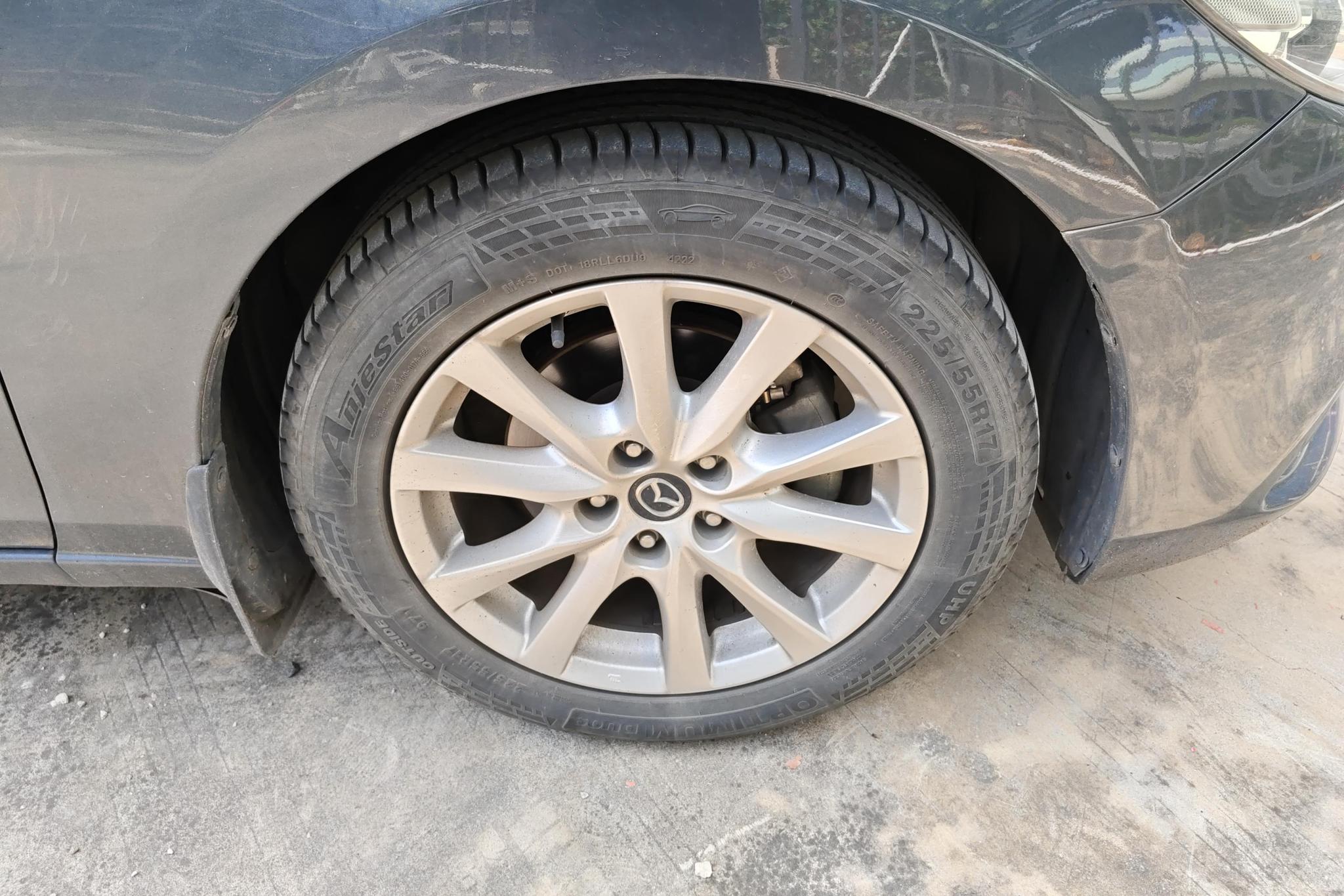 Mazda Atenza 2015 2.0L Luxury