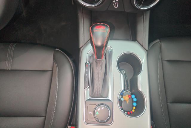 Chevrolet Trailblazer 2021 Темно-серый из Китая, фото 4