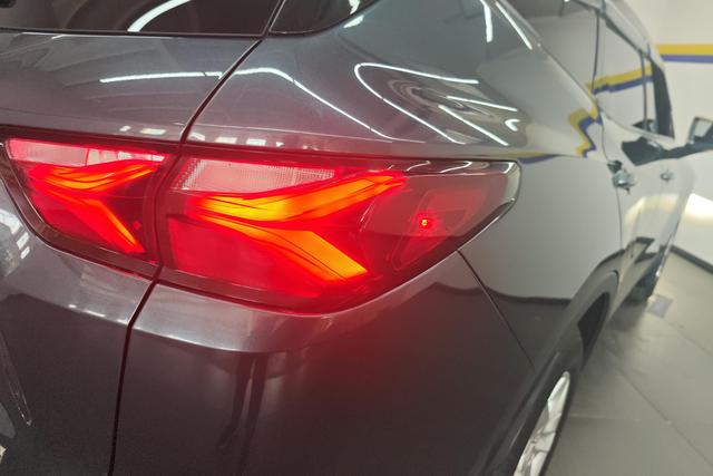 Chevrolet Trailblazer id 3823632 из Китая 10