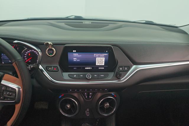 Chevrolet Trailblazer id 3823632 из Китая 13