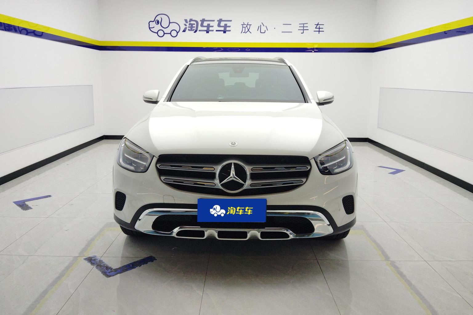 Mercedes-Benz GLC: фотография 3 из 17