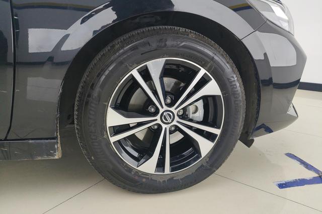 Nissan Xuan Yi id 3781573 из Китая 12