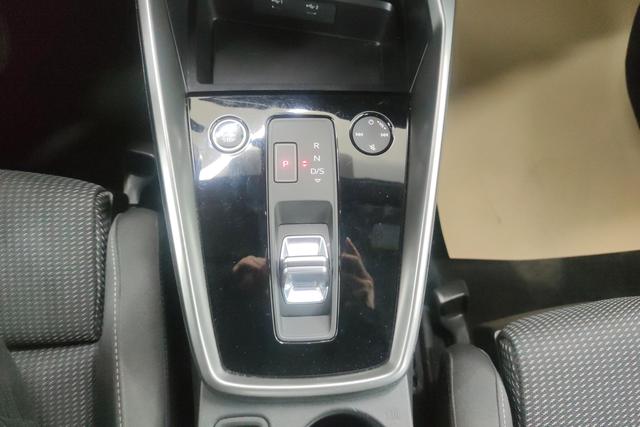 Audi A3 2022 Белый из Китая, фото 4