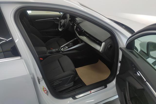 Audi A3 id 3768870 из Китая 8