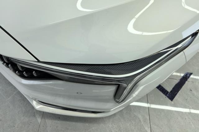 Pentium B70 2023 Белый из Китая, фото 6