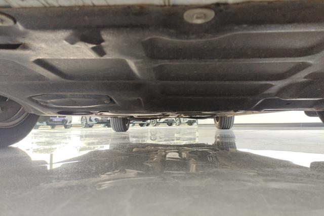 Roewe i5 2021 Белый из Китая, фото 5