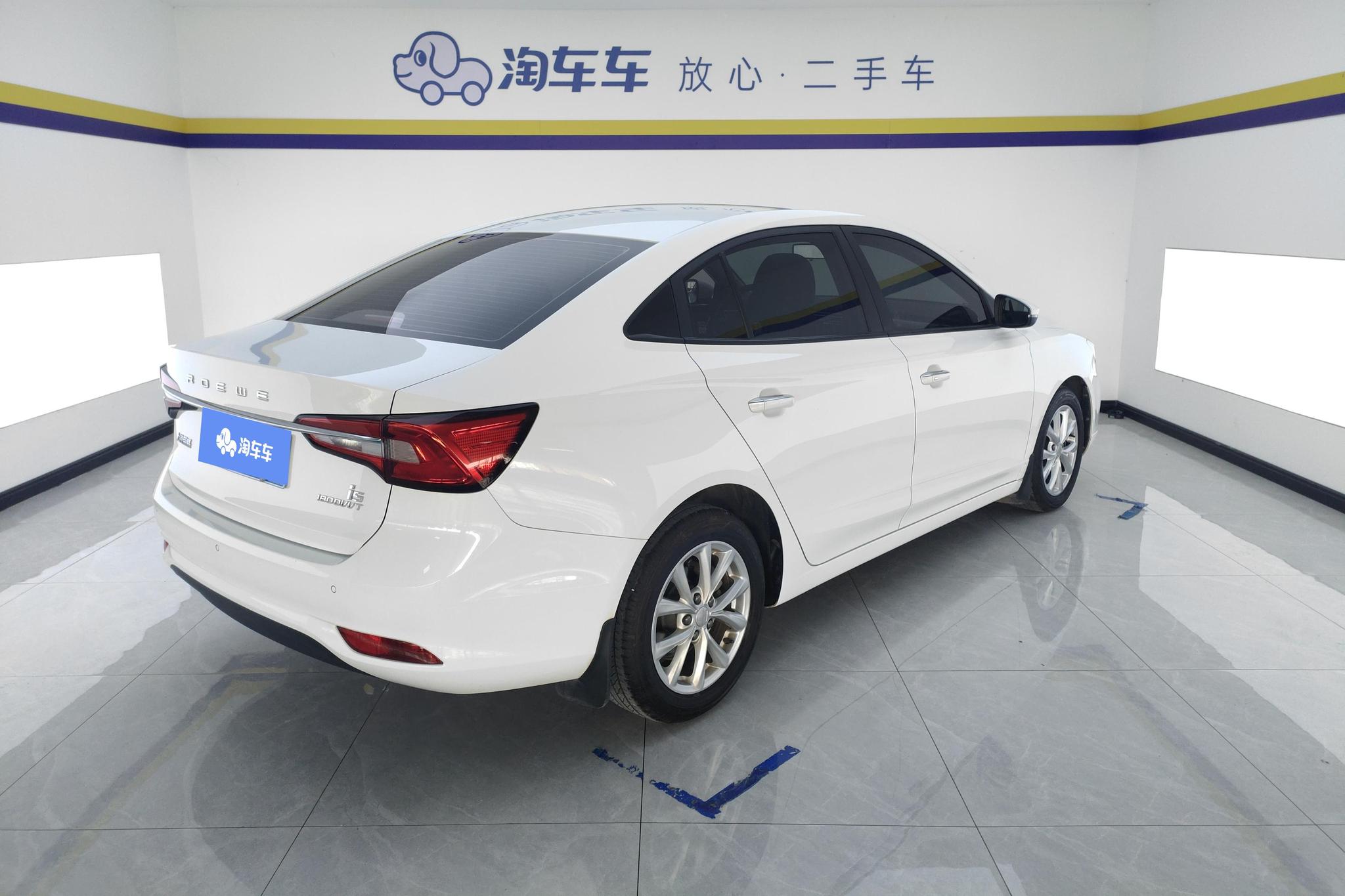 Roewe i5 2020 1.5L MT 4G