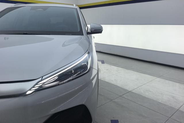 BYD Yuan PLUS 2023 Белый из Китая, фото 6