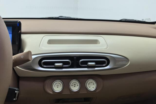 Wuling Automobile Wuling Hongguang MINIEV 2025 Белый из Китая