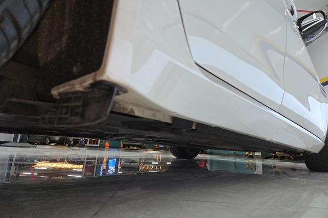 Jaguar XEL 2022 Белый из Китая, фото 4