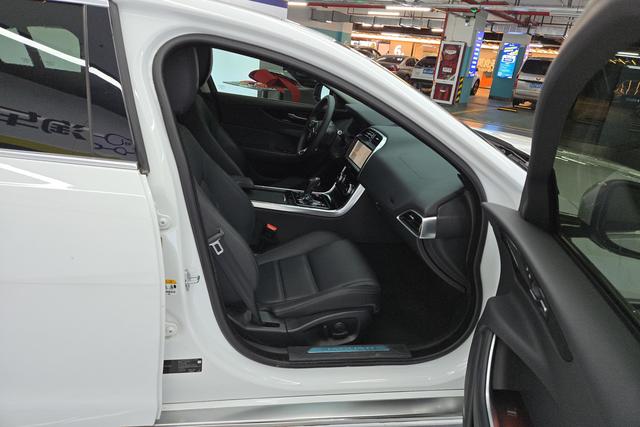 Jaguar XEL id 3768836 из Китая 17