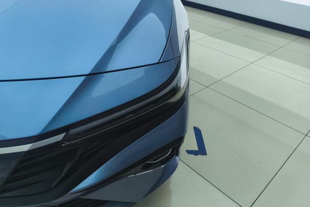Hyundai Elantra 2023 1.5 L CVT GLX — фото 5