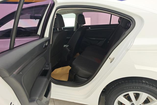 Volkswagen Bora 2021 200 TSI DSG — фото 16