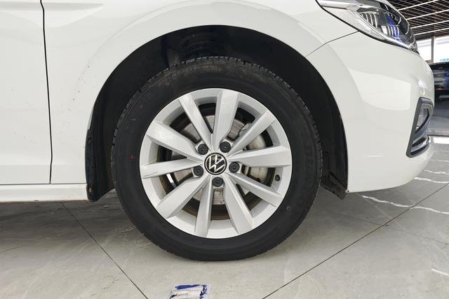 Volkswagen Bora 2021 200 TSI DSG — фото 9