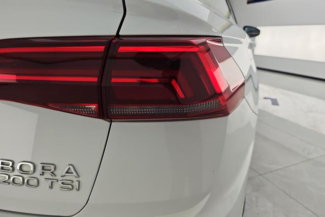 Volkswagen Bora 2021 200 TSI DSG — фото 5
