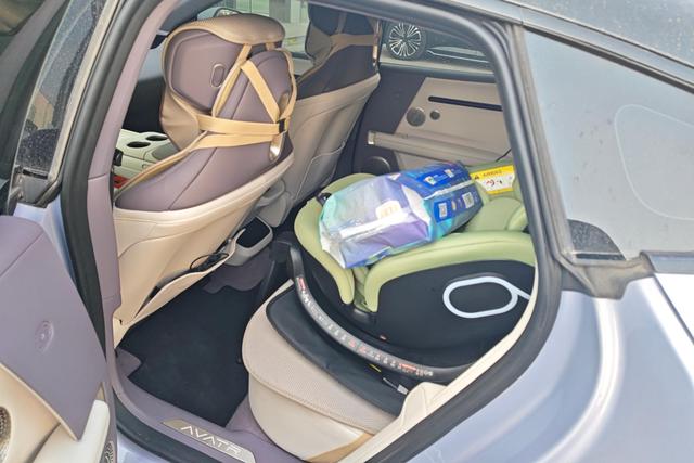 Avita 06 2025 Фиолетовый из Китая, фото 4