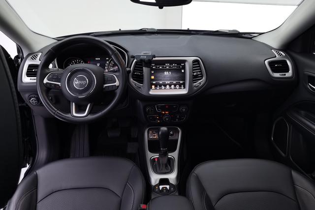 Jeep Compass 2017 200 T AT — фото 12
