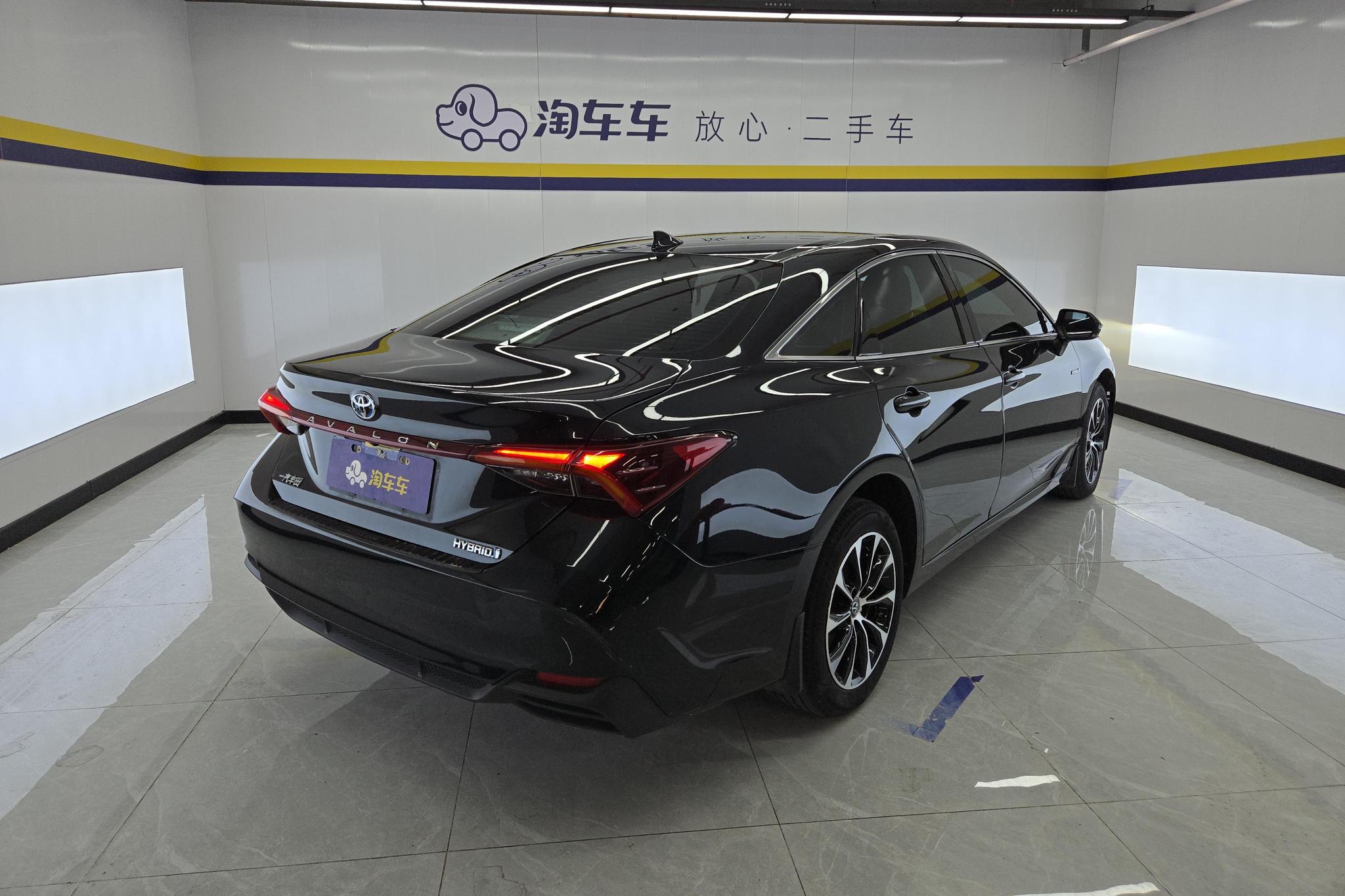 Toyota Avalon 2023 2.5L E-CVT Luxury