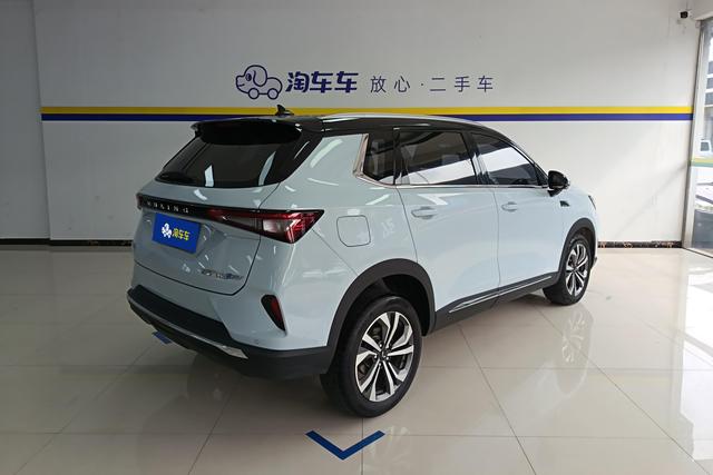 Wuling Asta 2022 2.0 L DHT — фото 3