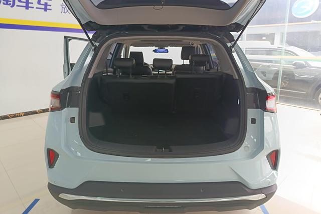 Wuling Asta 2022 2.0 L DHT — фото 17