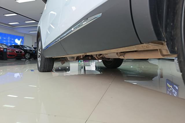 Wuling Asta 2022 2.0 L DHT — фото 7