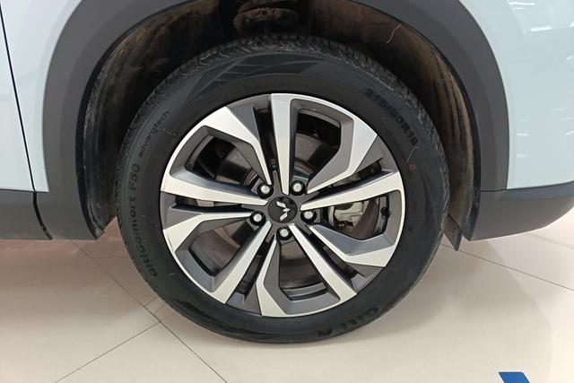 Wuling Asta 2022 2.0 L DHT — фото 9