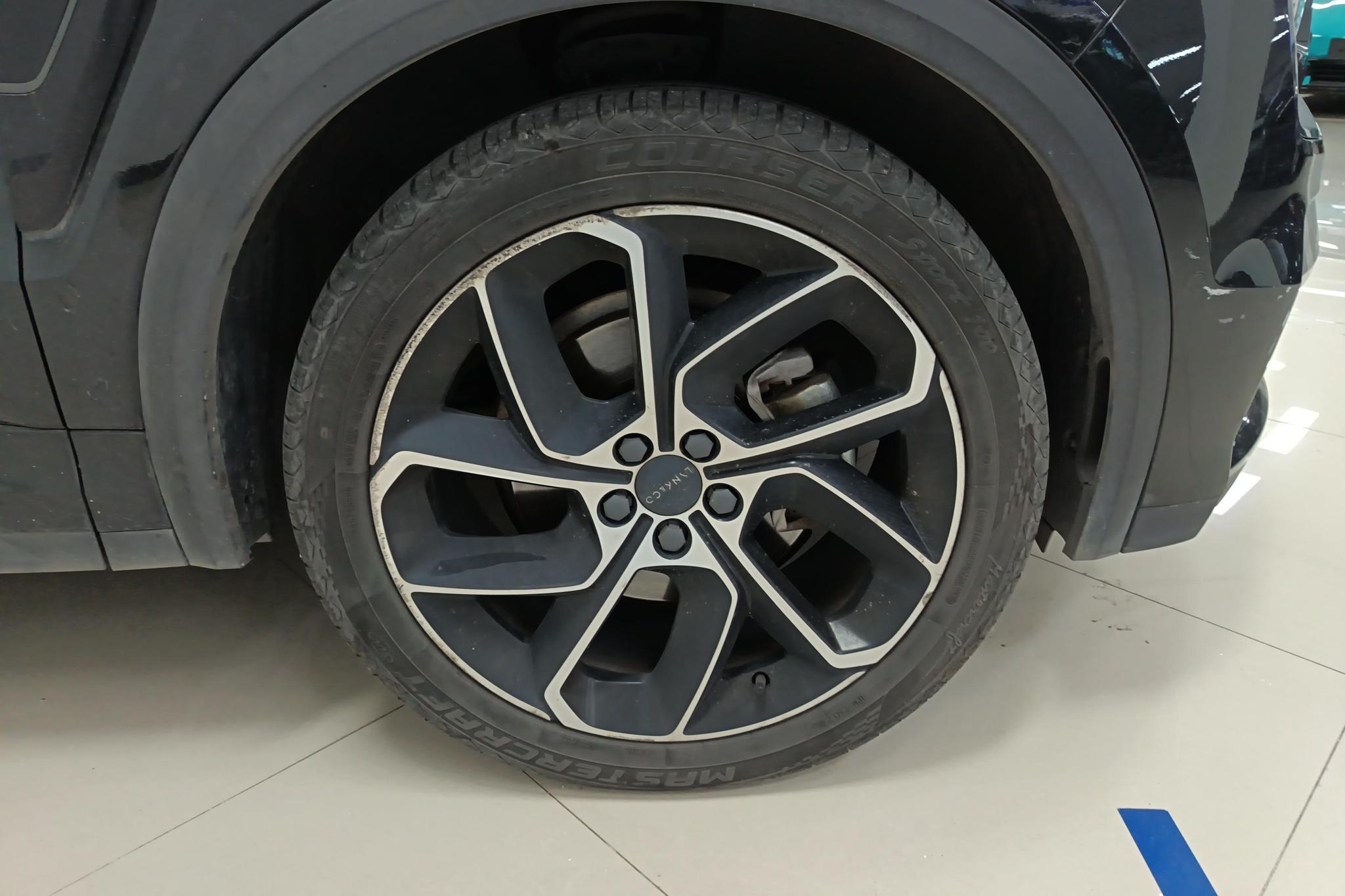 Lynk & Co 05 2020 2.0TD Halo