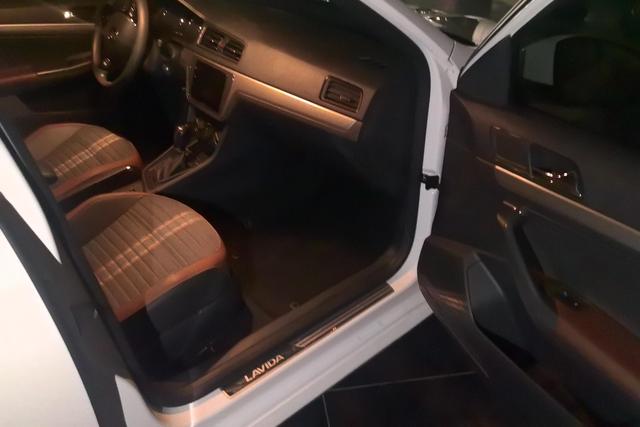 Volkswagen Lavida 2020 Белый из Китая, фото 2