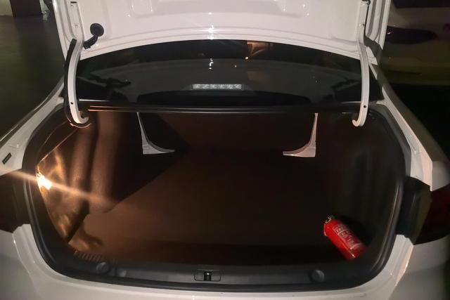 Volkswagen Lavida id 3782720 из Китая 13