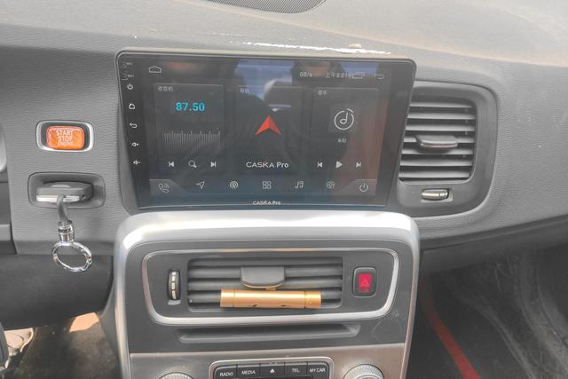 Volvo S60 2018 Белый из Китая