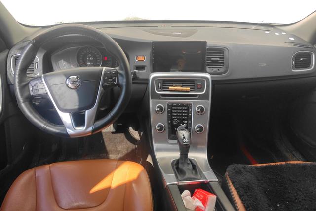 Volvo S60 id 3785271 из Китая 15