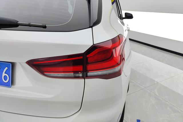 BMW X1 id 3840700 из Китая 8