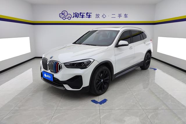 BMW X1 2021 — фото 1