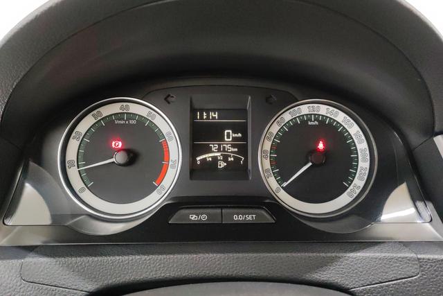 Skoda Rapid 2018 1.6 L MT — фото 13