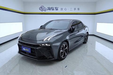 Lynk & Co 03