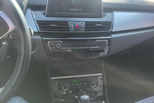 BMW 2 series station wagon 2018 Белый из Китая, фото 4