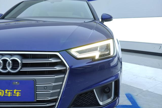 Audi A4L 2019 — фото 4