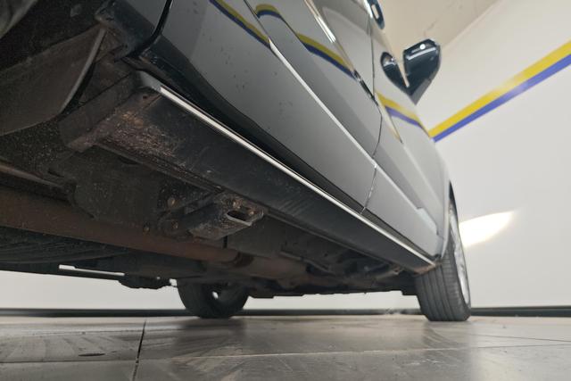 Cadillac XT6 2021 Черный из Китая, фото 2