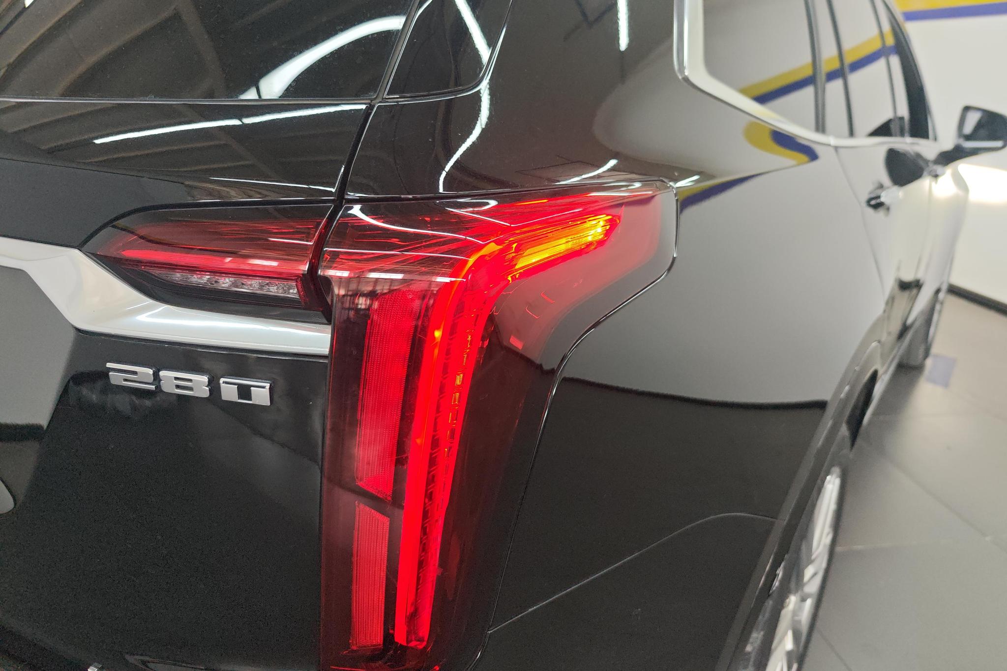 Cadillac XT6 2021 28T мест Luxury