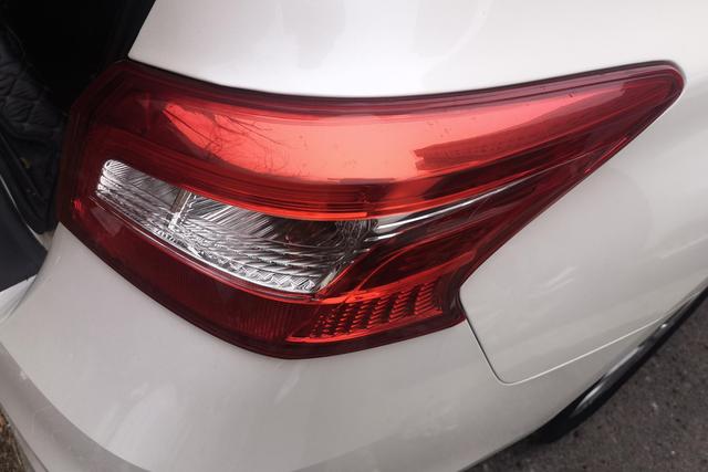 Nissan Xuan Yi 2022 Белый из Китая, фото 2