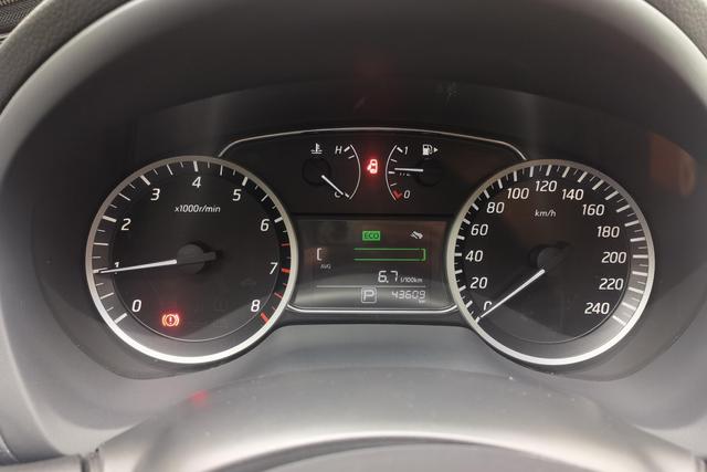 Nissan Xuan Yi 2022 Белый из Китая, фото 5