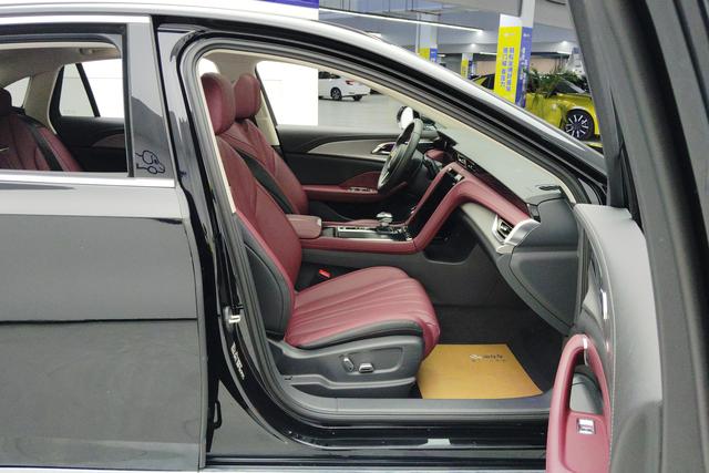 Red flag H5 id 3810295 из Китая 7