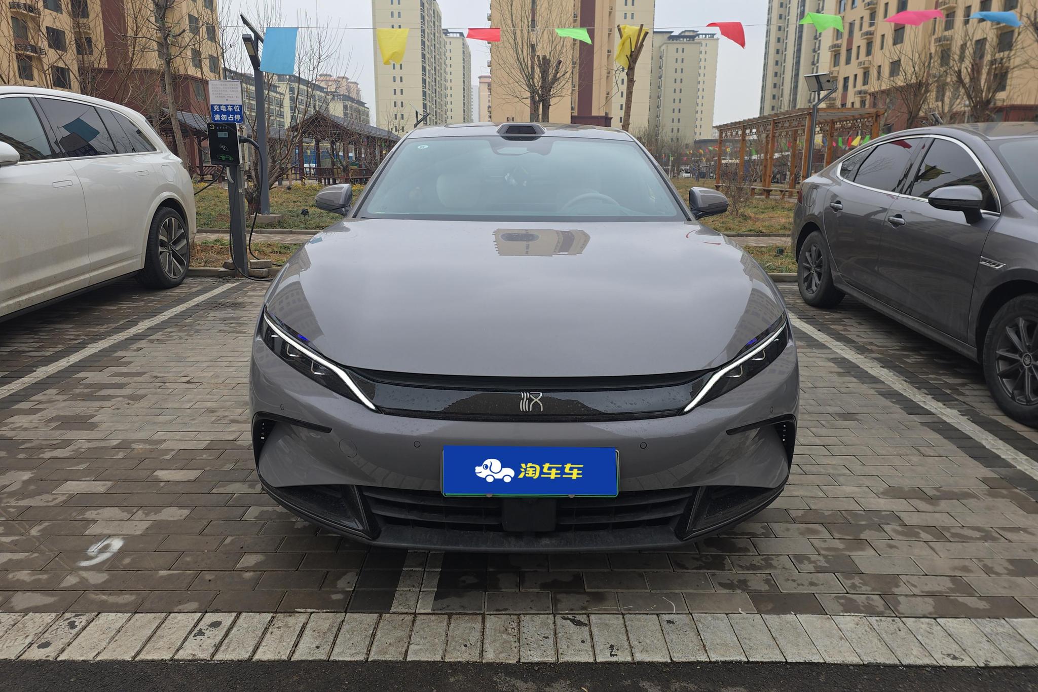 BYD Han DM 2025 Smart Drive DM-i 125KM Flagship