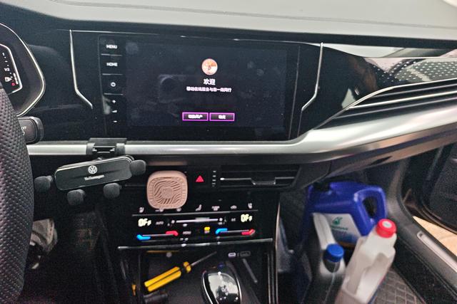 Volkswagen Passat 2024 380 TSI — фото 13