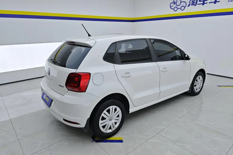 Volkswagen Polo 1.4 L MT — фото 3