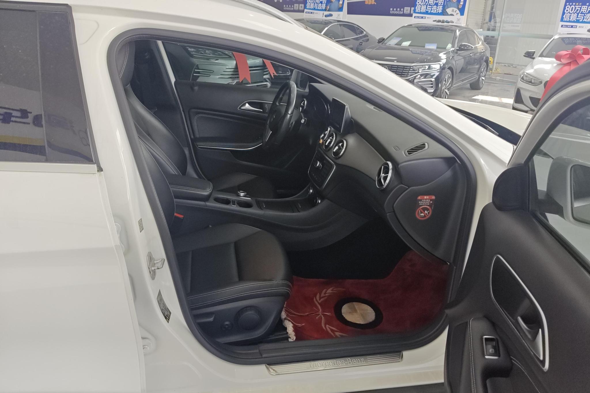 Mercedes-Benz GLA 2015 GLA 200