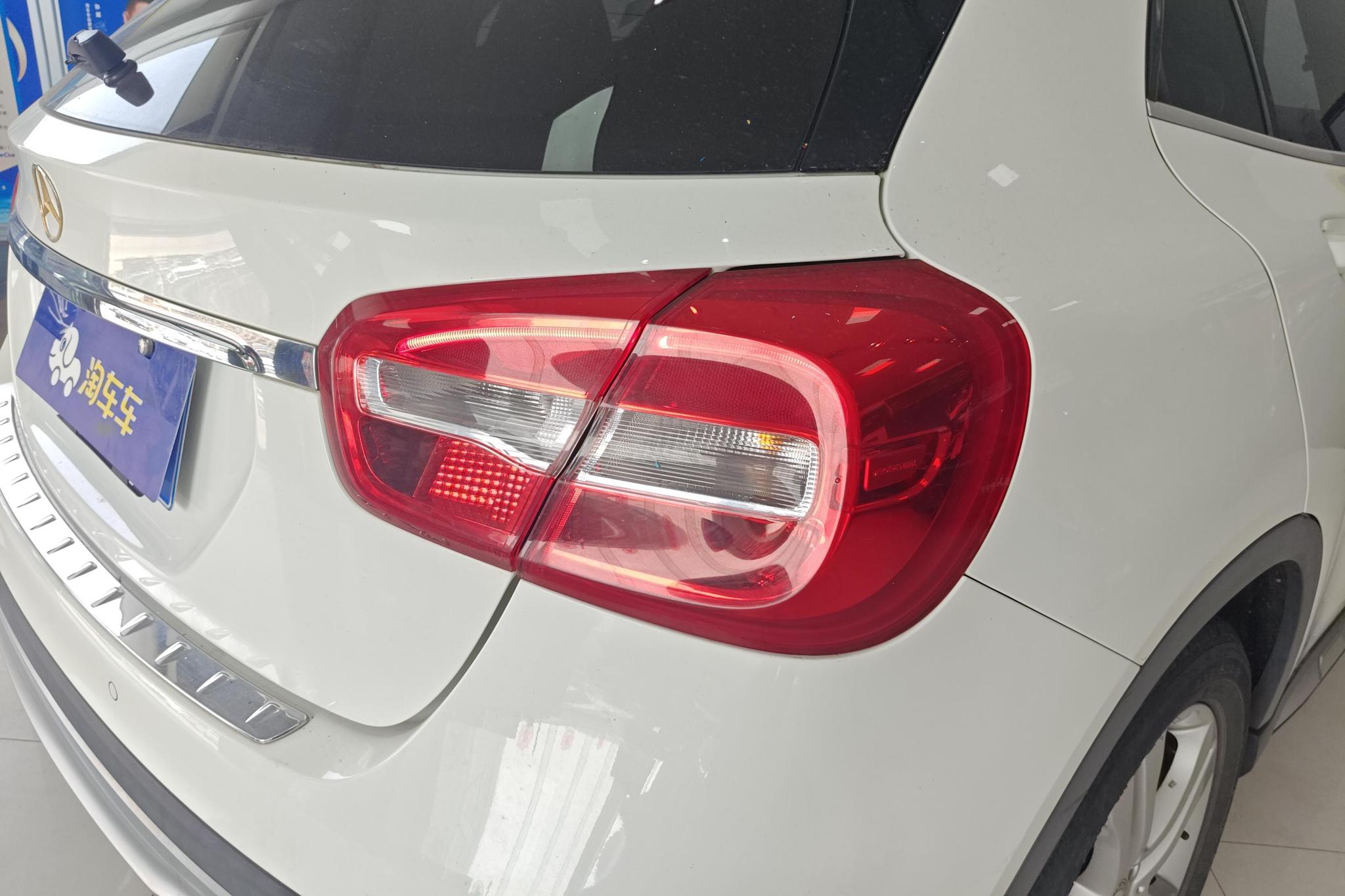 Mercedes-Benz GLA 2015 GLA 200
