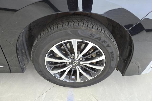 GAC Trumpchi Trumpchi M8 id 3810324 из Китая 8